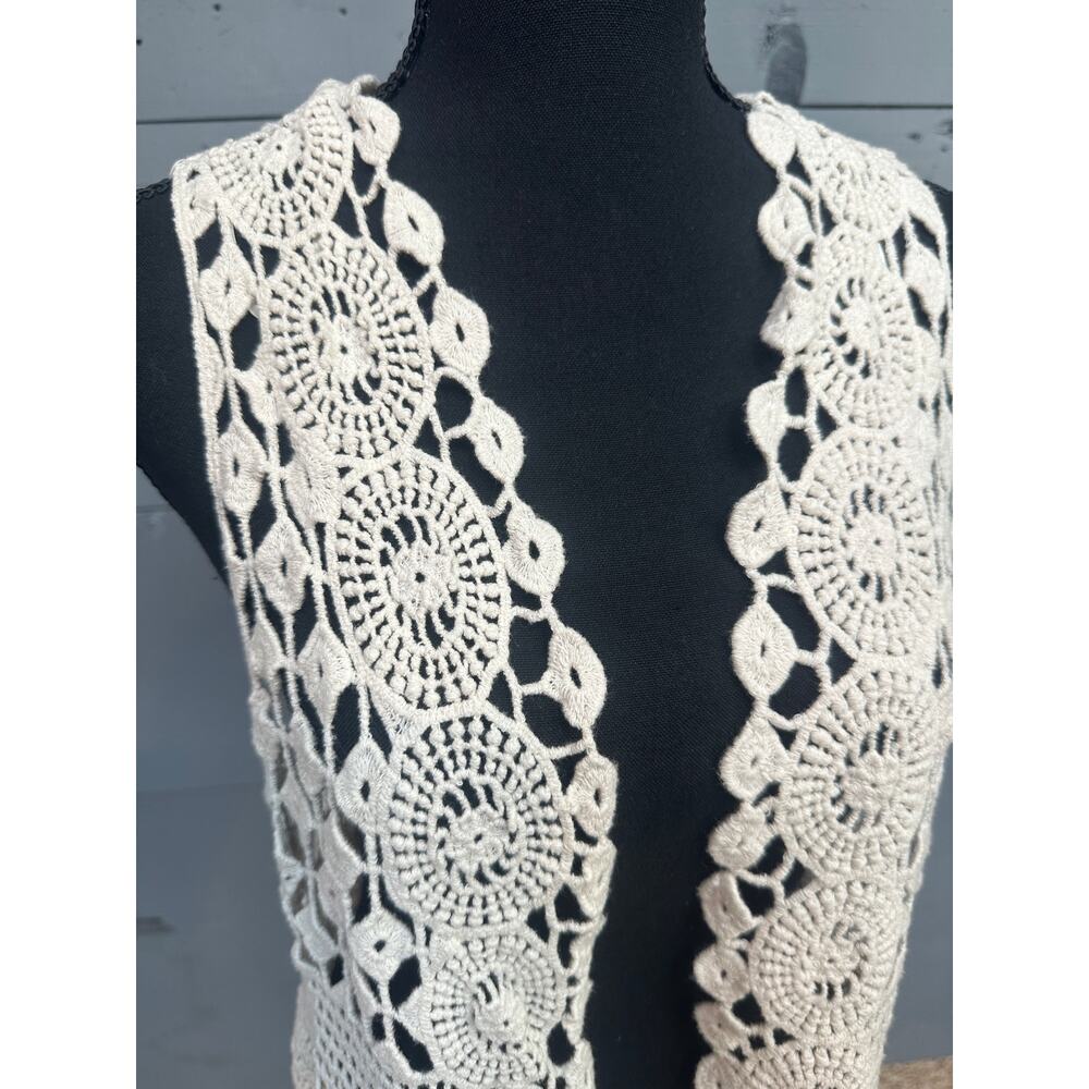 Rebellion Cream Crochet Vest Small - Picture 4 of 8